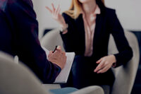 Скільки коштує вивчитися на Менеджера в Україні?