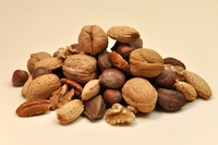 20 років дослідження підтвердили, що один горіх справді покращує здоров’я серця