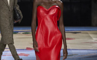Шкіряна сукня - модна річ теплої пори-2024 (ФОТО)