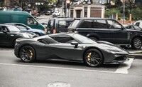 Києвом їздить Ferrari за 14 мільйонів (ФОТО)