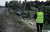 Смертельна автотроща на Рівненщині: 19-річний водій влетів в стовп (ФОТО) 