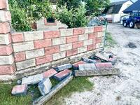 На півночі Рівненщини бетонні блоки впали на 4-річного хлопчика, він загинув (ФОТО)