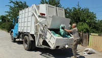 Попри мораторій на підняття тарифів на комуналку, вивезення сміття в Україні подорожчає