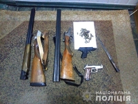 Що приносили до поліції мешканці Рівненщини під час місячника добровільної здачі зброї (ФОТО)