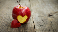 Які фрукти не можна зберігати біля яблук: Всі плоди миттєво гниють