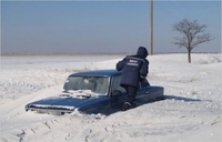 Через негоду у заметах на Рівненщині застрягли сім автомобілів