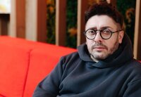 «Голосно пішов»: Відомий ведучий України заговорив про своє раптове звільнення