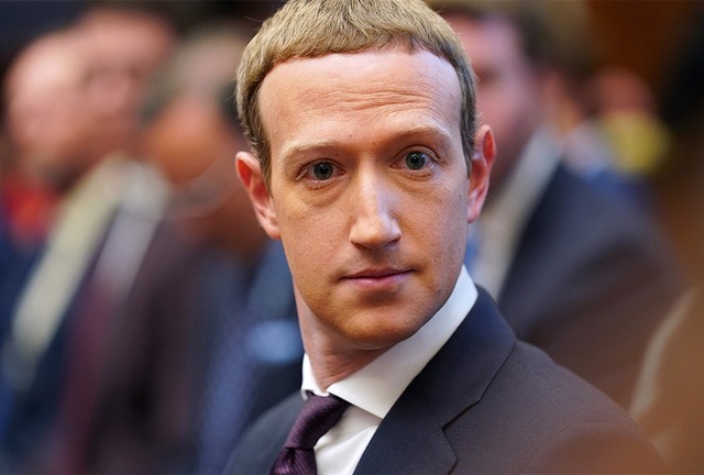 Головний виконавчий директор Facebook Марк Цукерберг за день збіднів на 29 млрд доларів
