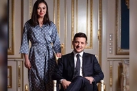 Треба зазначити, що Мендель сама підлила оливи вогонь чуток своєю абсолютно недоречною як для прес-секретаря поведінкою, яку публічно і відкрито толерував Зеленський