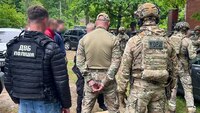 За 1000 доларів — з полігону до кордону: на Рівненщині викрили гучну схему втечі зі служби 