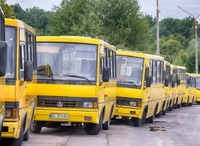 Зеленський пропонує дозволити місцевій владі повертати регулярний транспорт