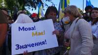 Мовна контрреволюція: «декому, кому поперек горла українська мова, не сидиться і досі»