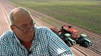 Моряк із Нідерландів вирішив, що хоче вирощувати картоплю на Рівненщині (ВІДЕО)