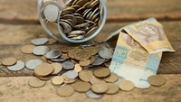 Де у домі не можна класти копійки, щоб не притягнути злидні: народні прикмети