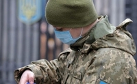 Жінка, яка захворіла на коронавірус на Рівненщині, могла контактувати з військовими