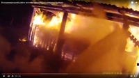 Нічна пожежа на Рівненщині: вогонь знищив будівлю вщент (ВІДЕО)