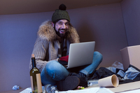 «Депресія з усмішкою»: що це за явище, і 7 ознак, які ви можете ідентифікувати у себе 