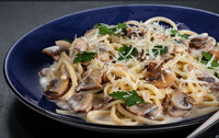 Жменька грибів і 10 хвилин вашого часу: ідеальний вершковий соус для макаронів