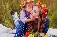 День матері 2021: вітання та листівки (ФОТО)