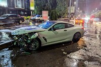 Хто у кого в'їхав - тиша: опублікували перші деталі потрійної ДТП із BMW у Рівному (ФОТО)