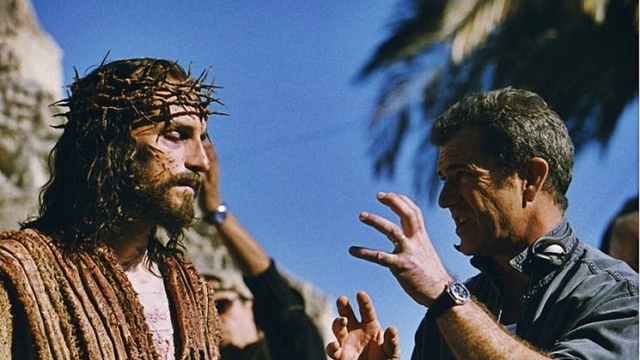 Мел Гібсон під час зйомок фільму «Страсті Христові»