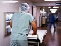 Анестезіолог опинився на лаві підсудних: на Львівщині померла породілля