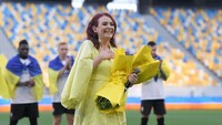 Мурашки по тілу! Катерина «Пташка» Поліщук виконала Гімн України перед знаковою футбольною подією (ВІДЕО)