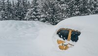 Як правильно змітати сніг з авто? Багато хто припускається грубої помилки...