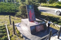 Невідомі осквернили пам’ятник воякам АТО (ФОТО)