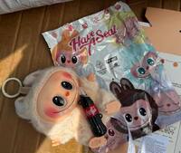 На Заході України виявили понад 7 000 підроблених «Лабубу»