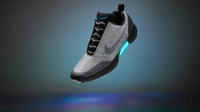 Компанія Nike презентує модель кросівок, що шнуруються автоматично