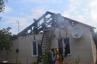 Зранку пожежники врятували від вогню будинок у Клевані-2 (ФОТО)