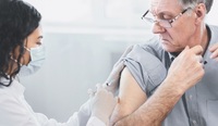 «Вакцина використається вся»: відомо, скільки мешканців Рівненщини отримали першу дозу «Pfizer»