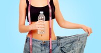 Рахуємо у склянках: скільки води насправді потрібно випивати щодня, щоб схуднути