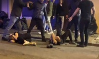 Бійка під кафе-баром: п’ятеро молодиків напали на рівнян, які прямували додому
