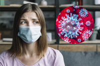 Лікарі назвали симптоми коронавірусу у вакцинованих: частіше заражаються молоді