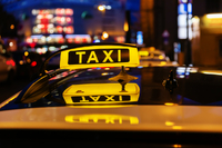 Податківці стали вилучати автомобілі у таксистів. Що відбувається?
