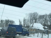 В Рівному – ДТП. Авто збило електроопору (ФОТО)