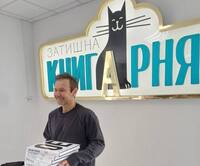 У Рівному лише дві незалежні книгарні. Й одна з них готує сюрприз