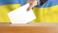Невідомий на Рівненщині біля виборчої дільниці з'ясовував, за кого тут голосували 