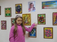 Другокласниця з Рівного дарує свої картини дітям-сиротам та воїнам АТО
