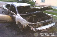 На Рівненщині спалили Opel підприємцю (ФОТО)