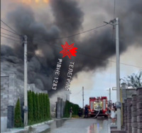 Неподалік Рівного палає будинок (ВІДЕО)