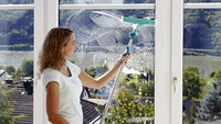 Завжди ідеальні вікна: хитрість, яка надовго збереже чистоту і блиск скла