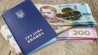 Весь рік по 2595 гривень на картку: кого не омине нове правило виплат для українців