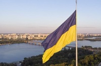 Не синьо-жовтий? Історія українського прапора та чи потрібно його перевернути