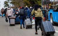 Столиця перевантажена, її закривають: криза в країні ЄС через українських біженців