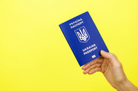 Відмітку у паспорті більше не ставлять. Прикордонники радять українцям наполягати на штампі 