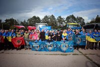 Нарешті вдома: з російського полону звільнили 7 військових з Рівненщини 