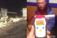 Прилад показав 2,89 проміле: на Рівненщині п'яний водій пошкодив паркан та втік (ФОТО) 